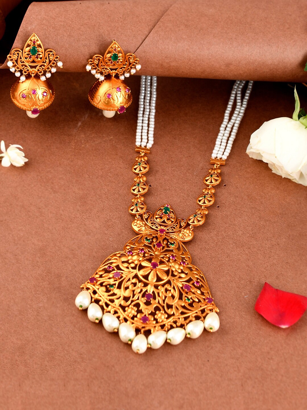 

Voylla Gold-Plated Pearl Drop Necklace Set