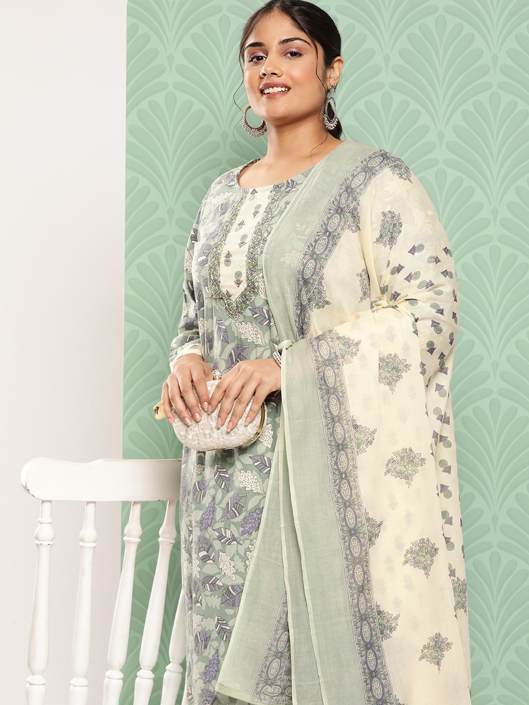 

Yufta Women Plus Size Floral Printed Pure Cotton Kurta with Trousers & With Dupatta, Green