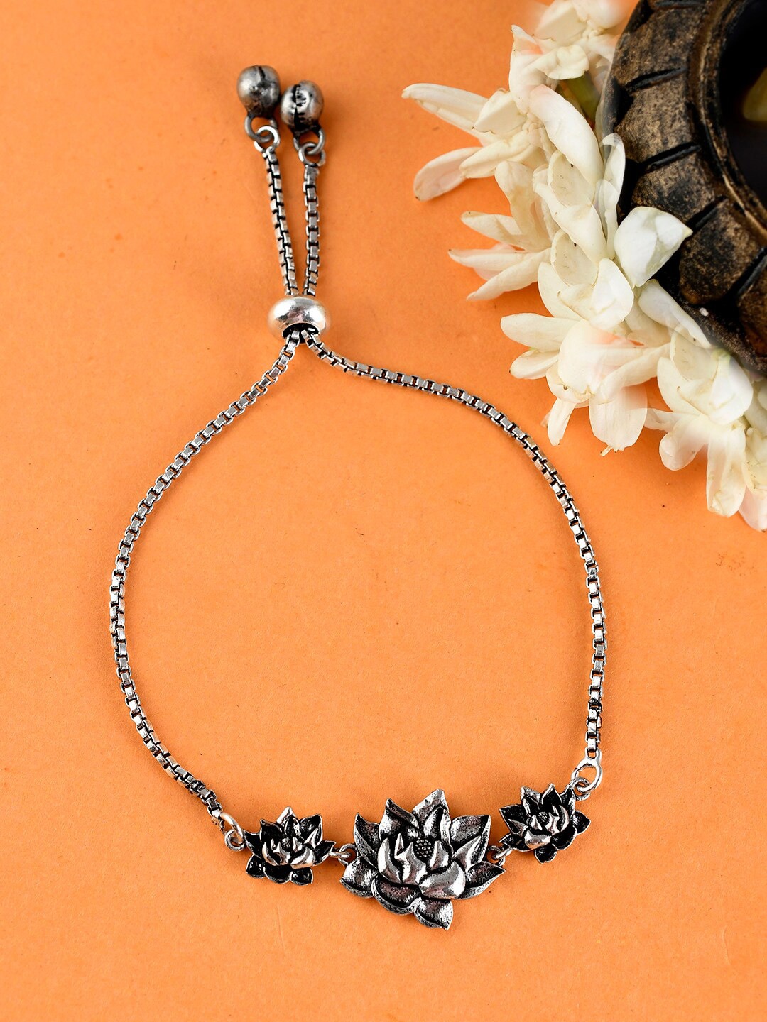 

Voylla Silver-Plated Lotus Design Oxidised Charm Bracelet