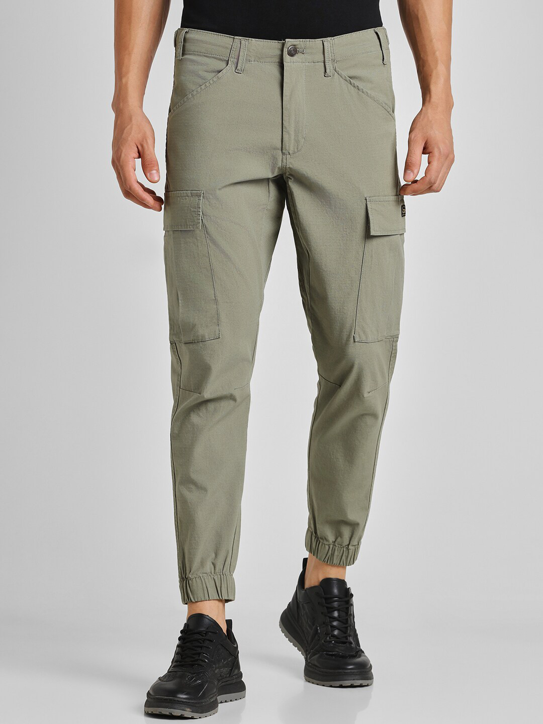 

Peter England Casuals Men Joggers, Olive