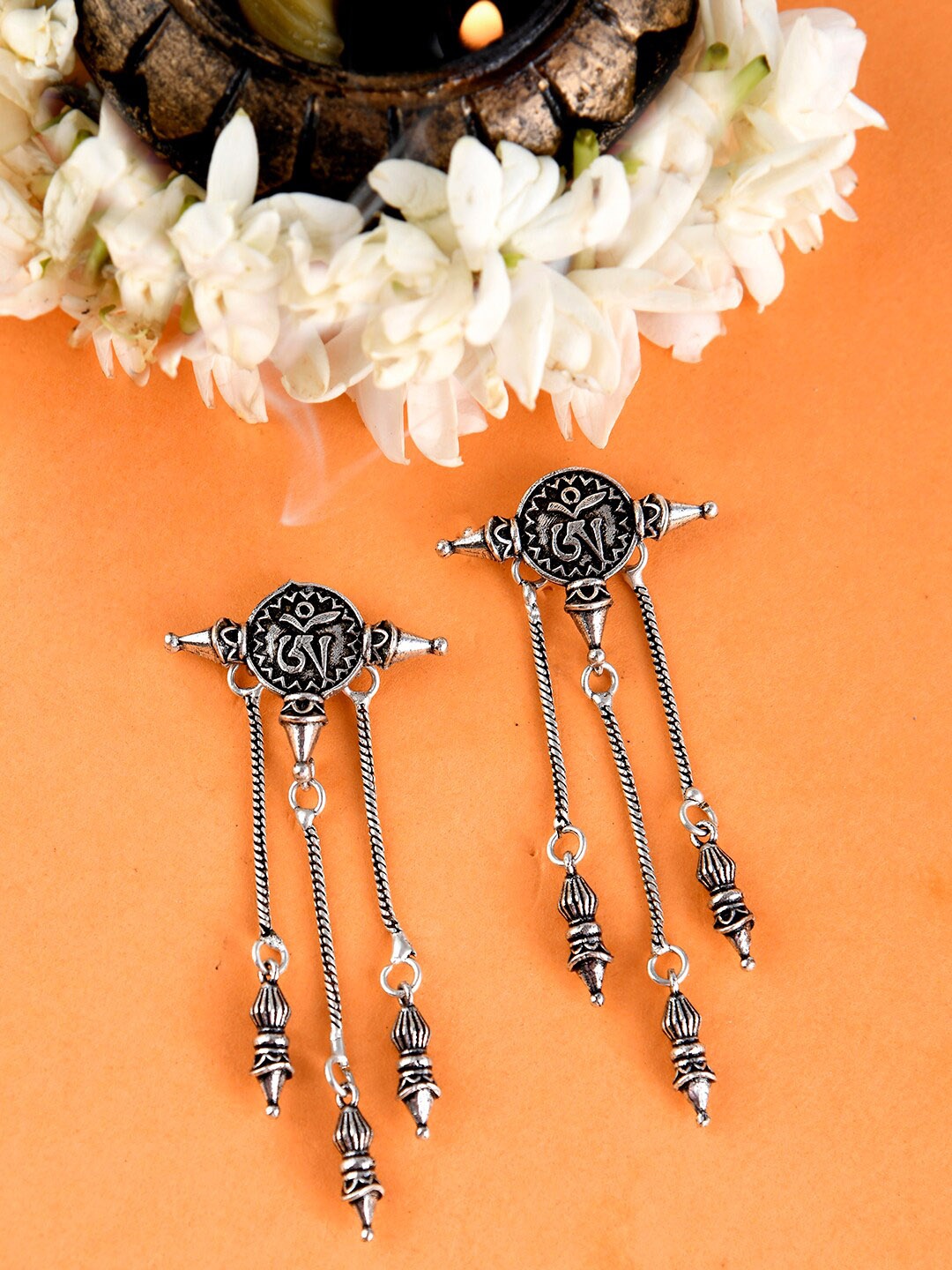 

Voylla Silver-Plated Oxidised Contemporary Drop Earrings