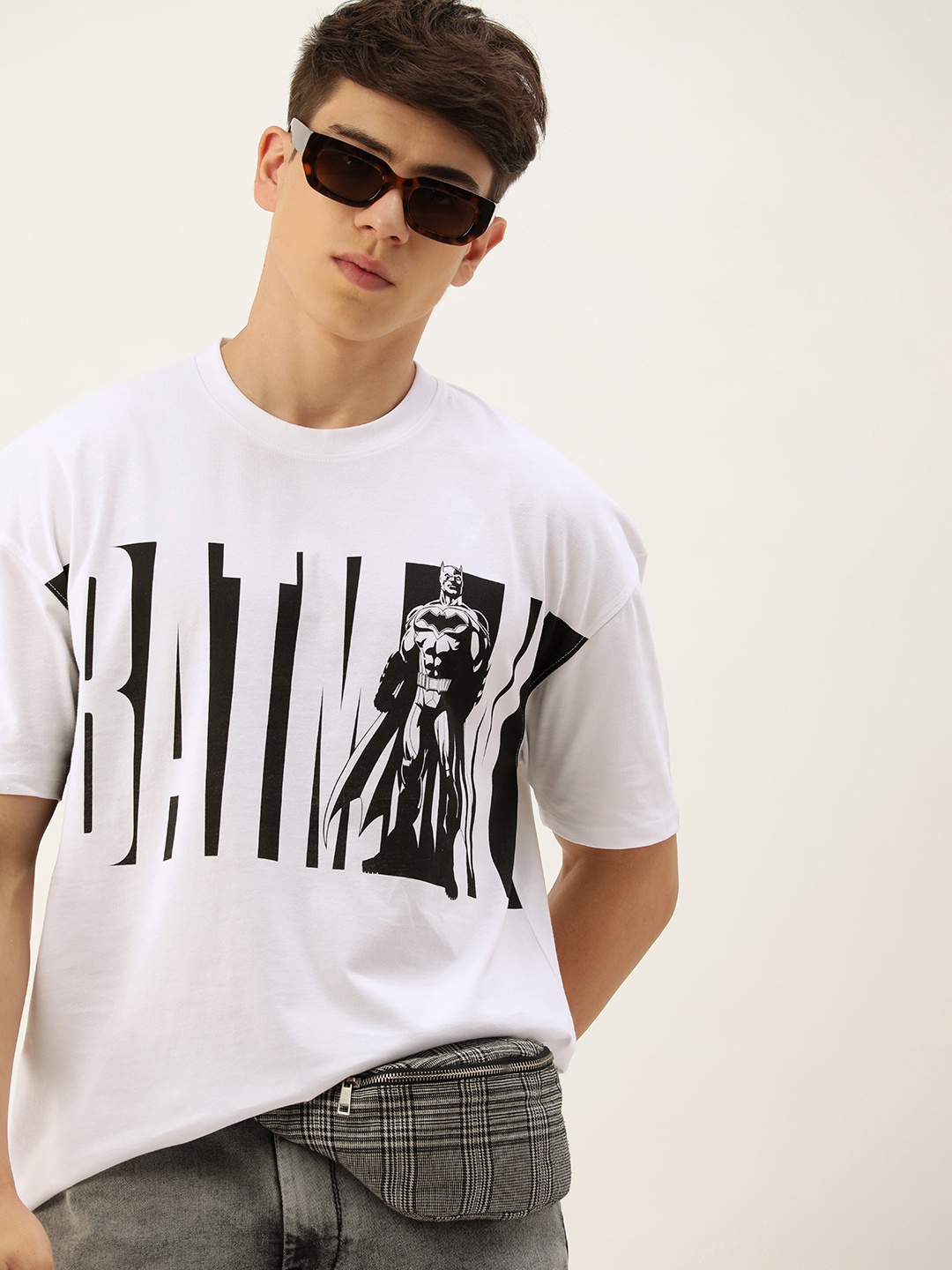 

Kook N Keech Men Batman Printed Loose T-shirt, White