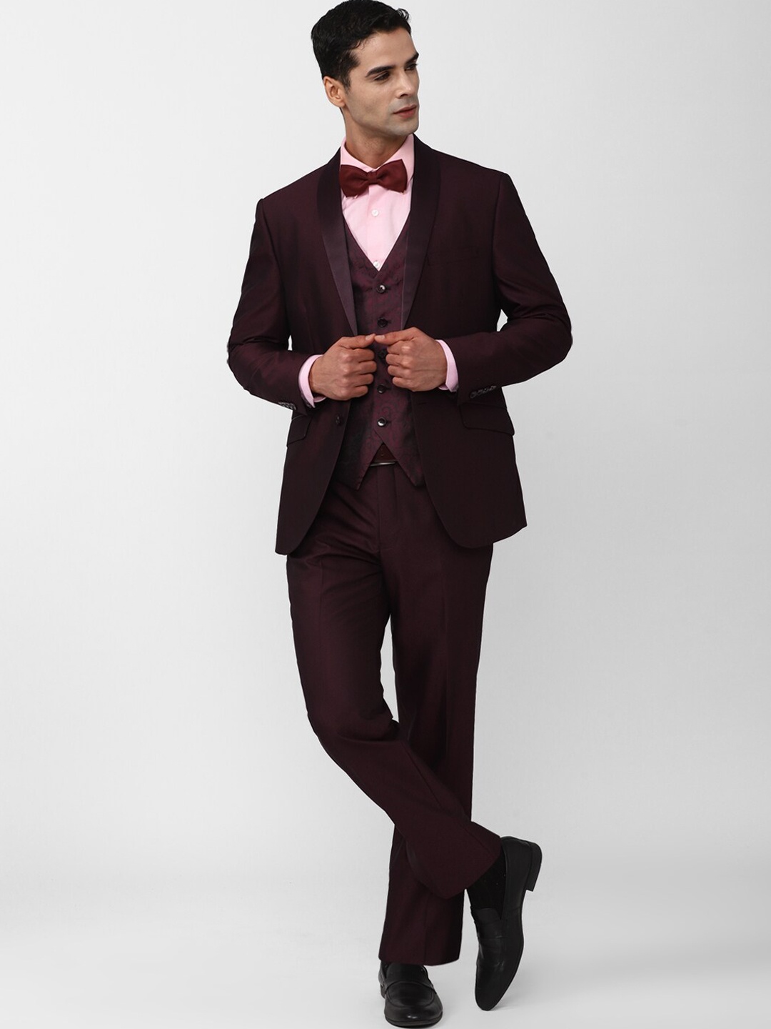 

Van Heusen Self-Design Slim-Fit Single-Breasted Three-Piece Formal Suit, Maroon