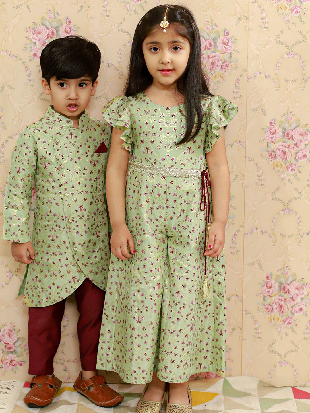 

LIL DRAMA Boys Floral Printed Regular Pure Silk Kurta With Pyjamas, Green