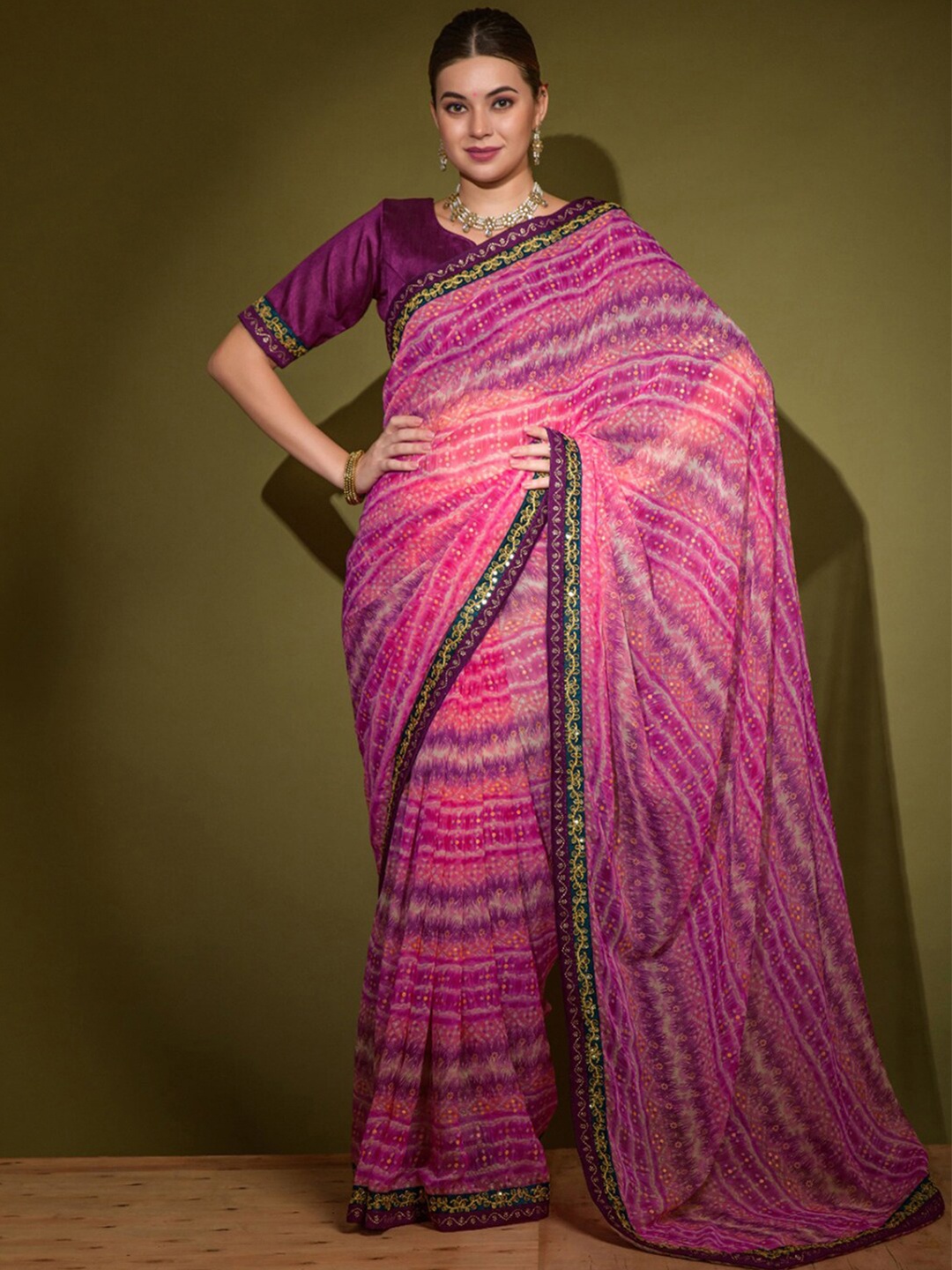 

Mitera Pink & White Bandhani Poly Chiffon Bandhani Saree