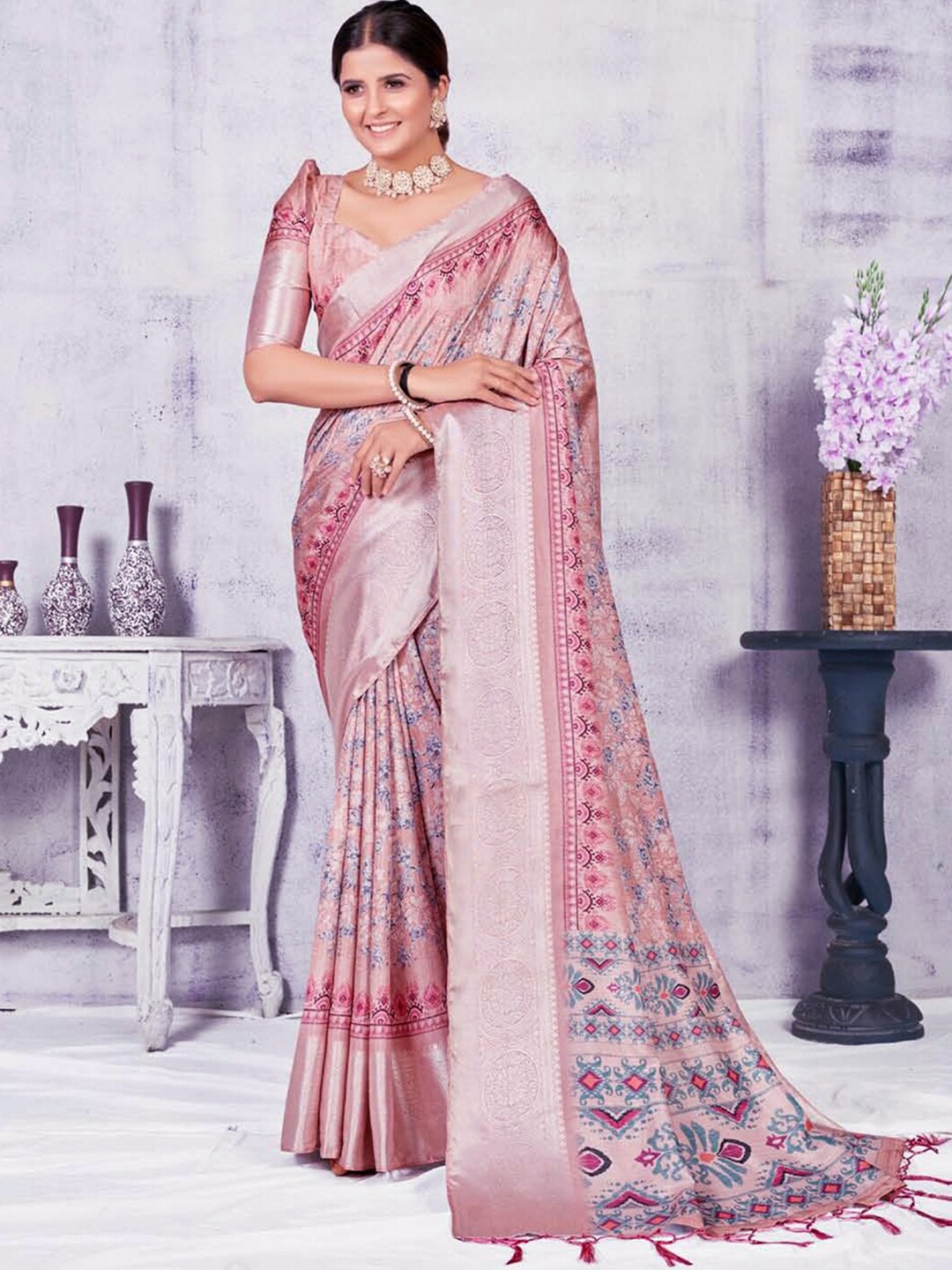 

Mitera Pink & Silver-Toned Floral Printed Zari Silk Blend Saree
