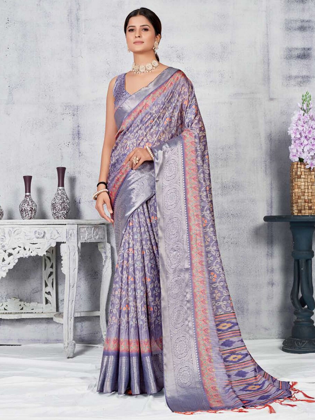 

Mitera Lavender & Gold-Toned Floral Printed Zari Saree