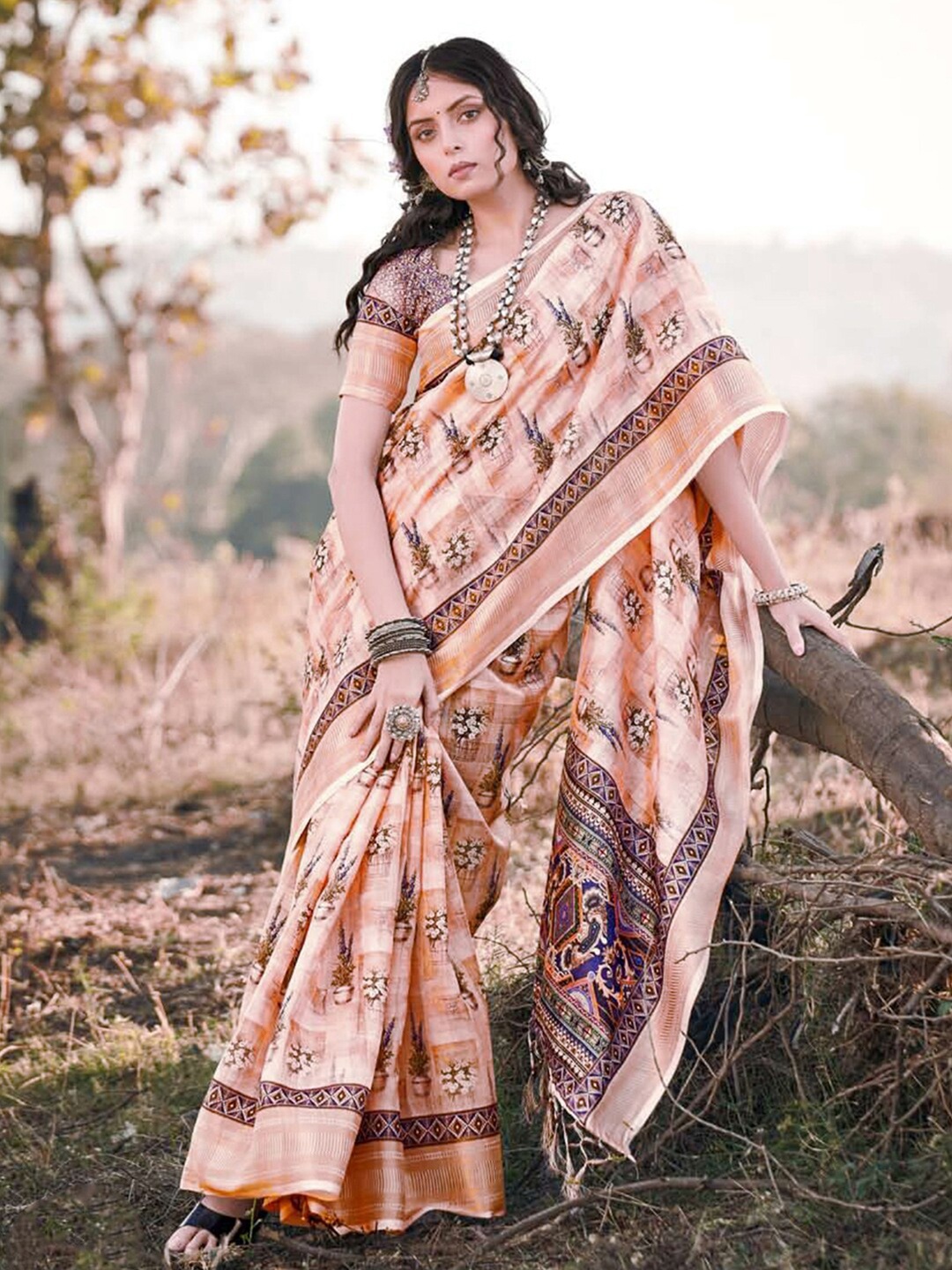 

Mitera Peach-Coloured & Lavender Floral Printed Zari Saree