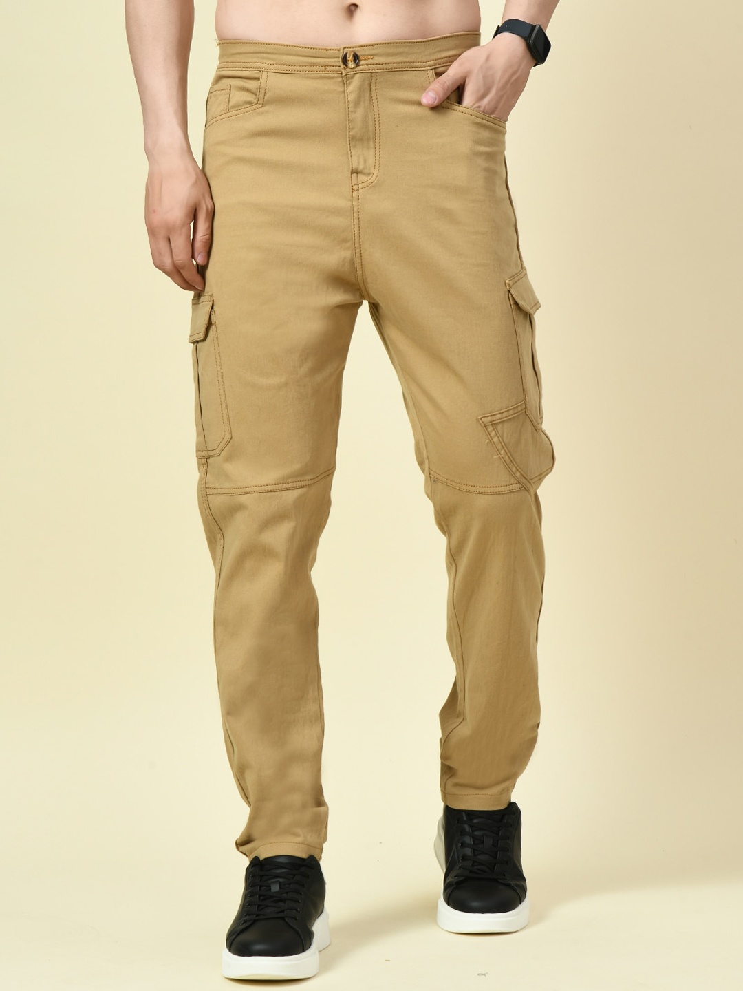 

MONTREZ Men Tapered Fit High-Rise Cotton Cargos Trousers, Beige