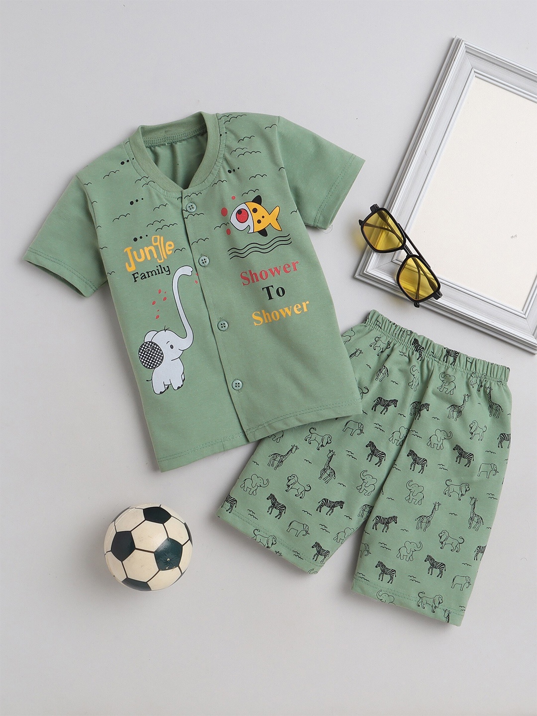 

FOURFOLDS Boys Printed Pure Cotton T-shirt with Shorts, Green