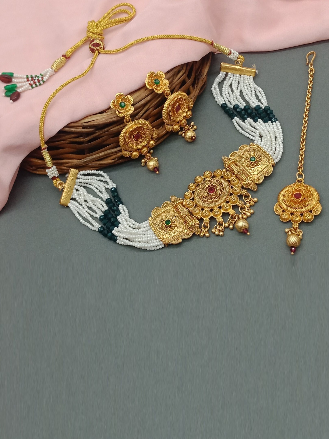 

AASHISH IMITATION Gold-Plated Beaded Jewellery Set