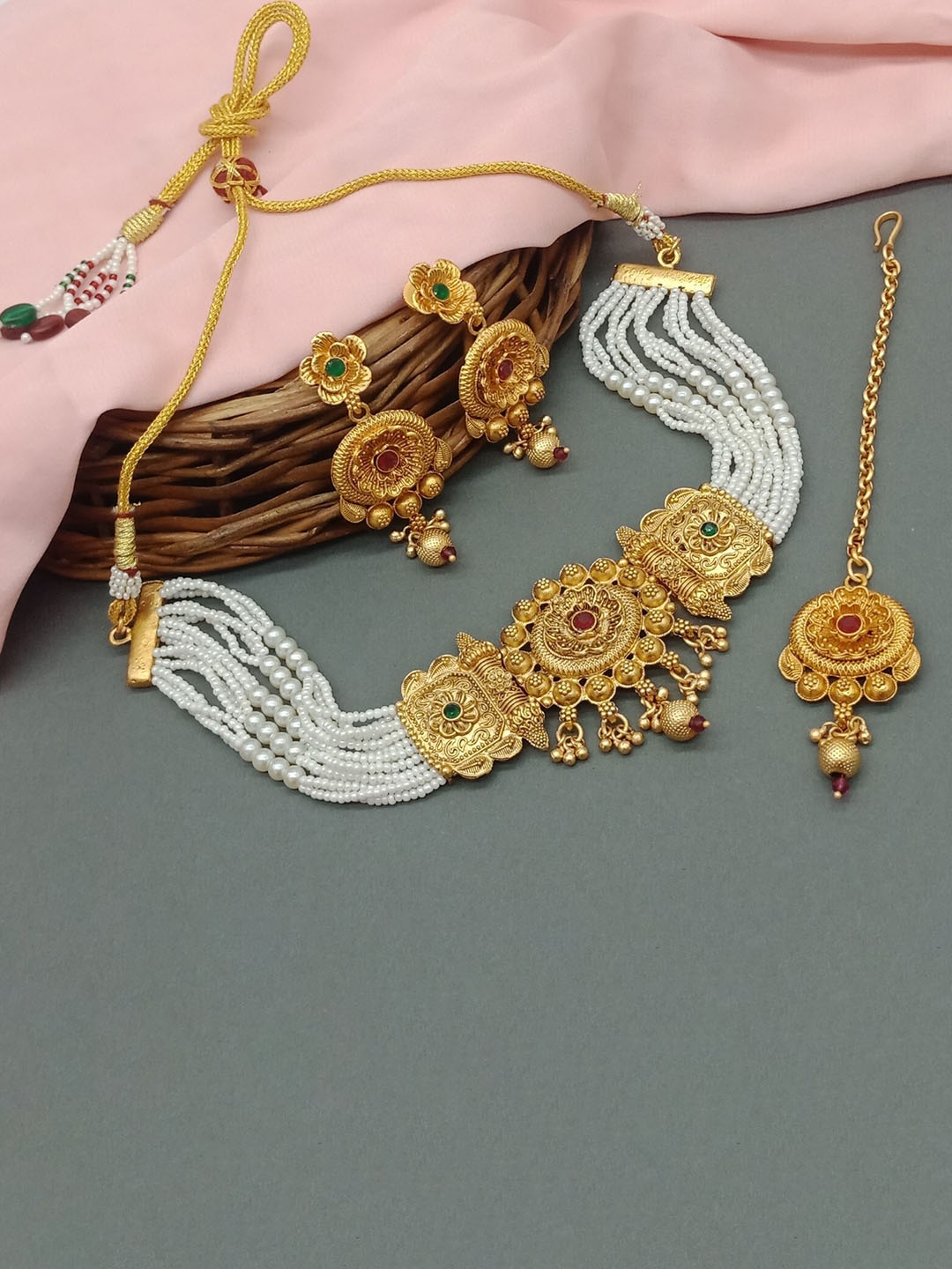 

AASHISH IMITATION Gold-Plated Beaded Jewellery Set With Maang Tikka