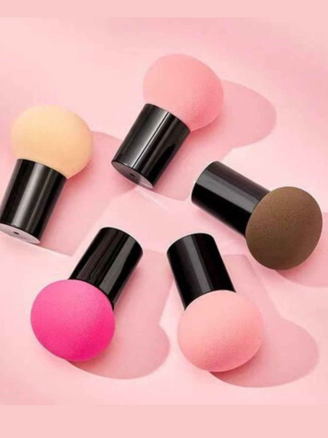 

FEELHIGH Set of 5 Elastic Soft Mushroom-Shaped Beauty Blenders, Black