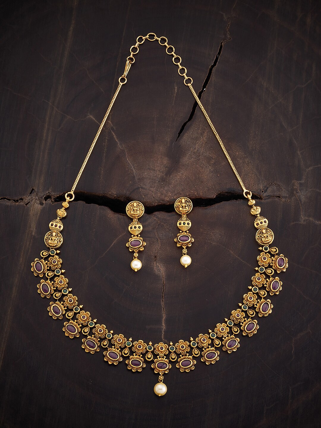 

Kushal's Fashion Jewellery Gold-Plated Ruby Studded & Beaded Jewellery Set