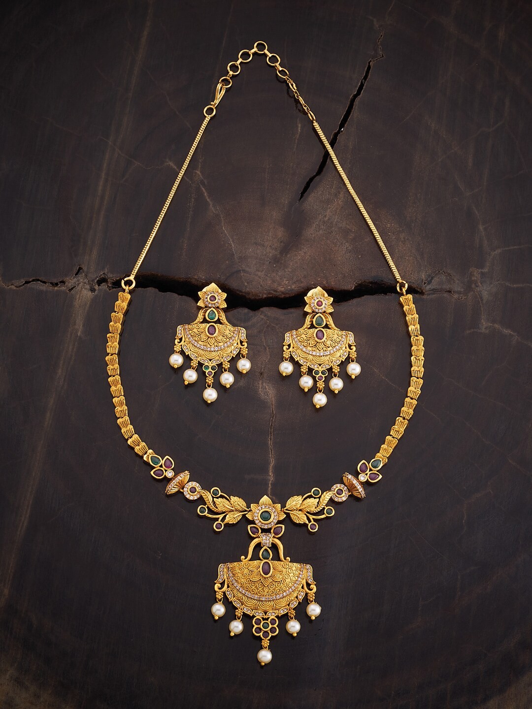 

Kushal's Fashion Jewellery Gold-Plated Stone-Studded & Beaded Jewellery Set