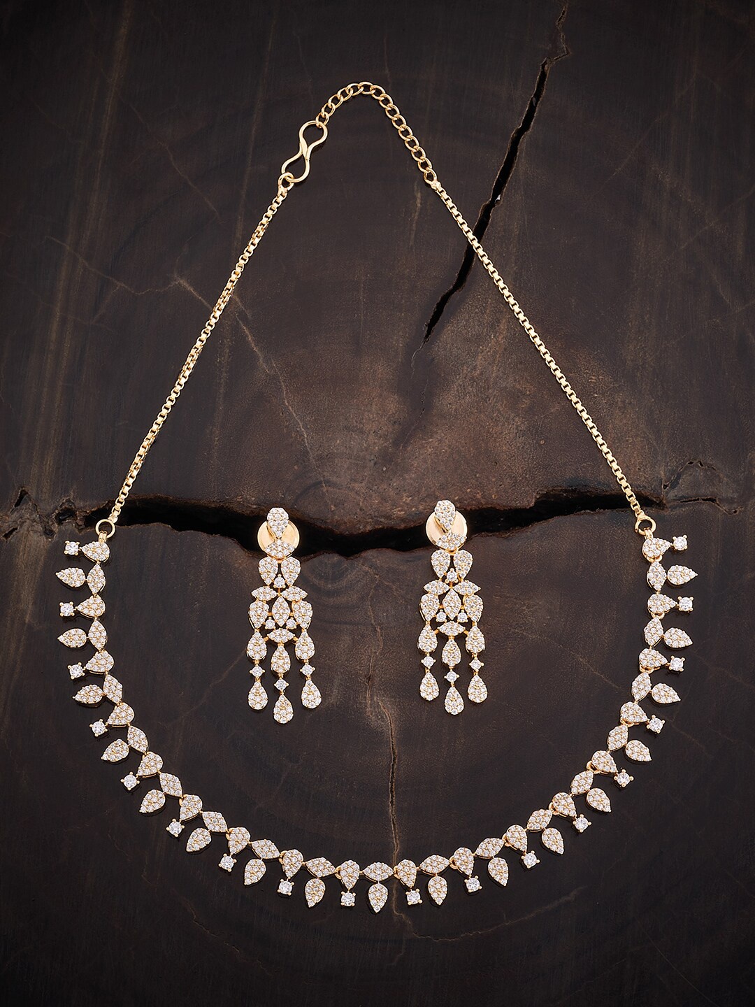 

Kushal's Fashion Jewellery Gold-Plated Cubic Zirconia-Studded Jewellery Set