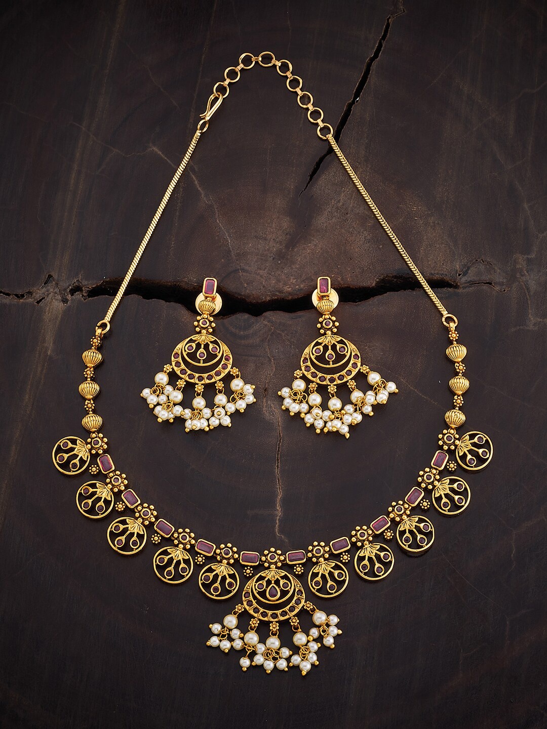 

Kushal's Fashion Jewellery Gold-Plated Stone-Studded & Beaded Jewellery Set