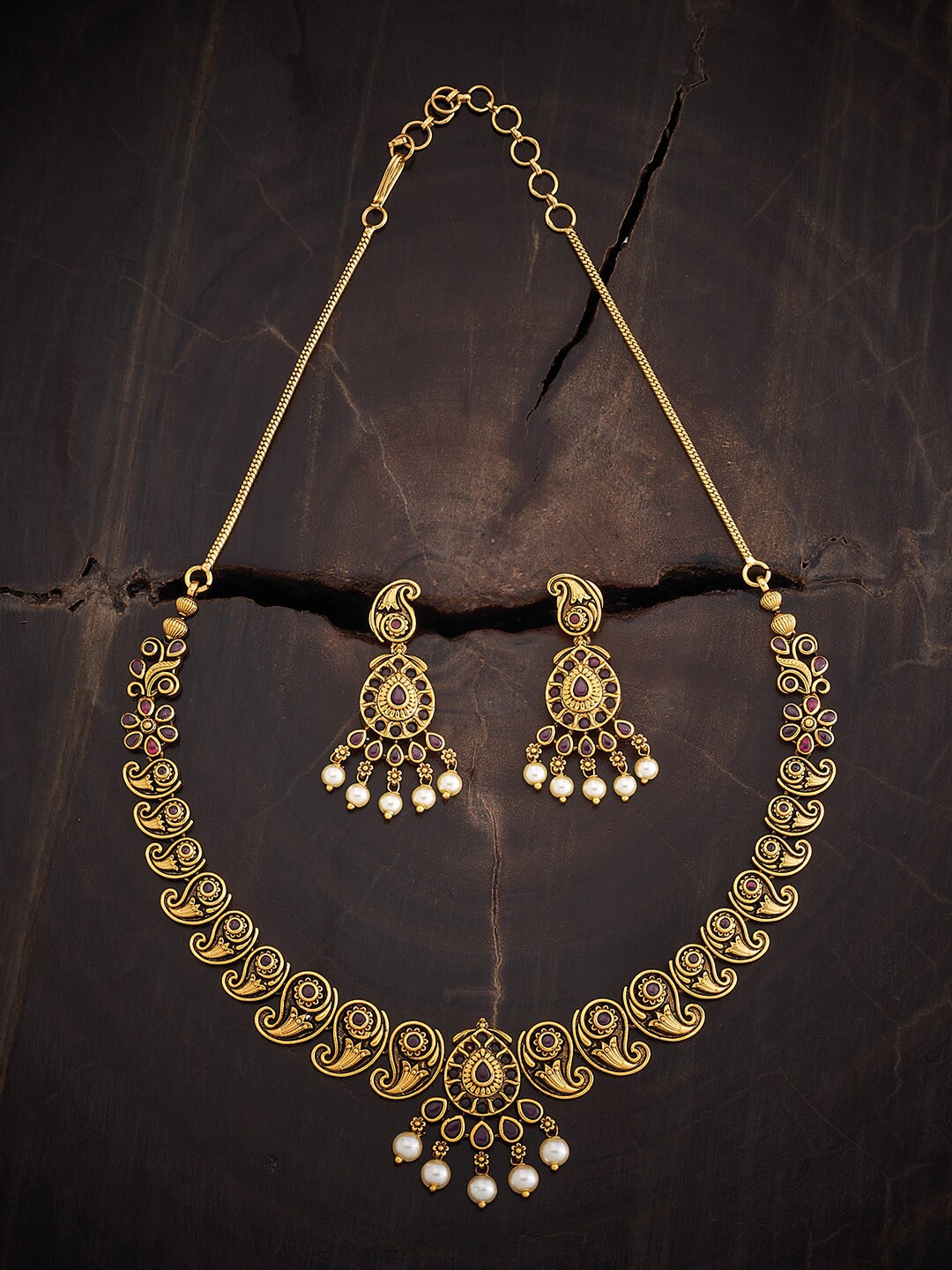 

Kushal's Fashion Jewellery Gold-Plated Stone-Studded & Beaded Jewellery Set