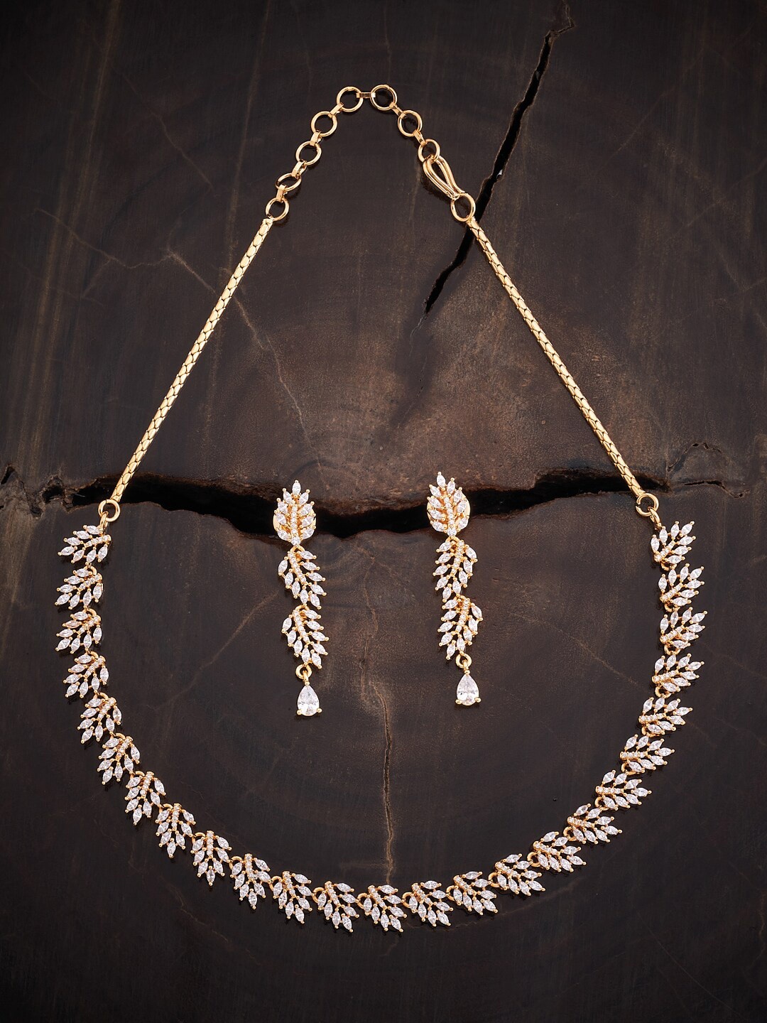 

Kushal's Fashion Jewellery Gold-Plated Cubic Zirconia-Studded Jewellery Set