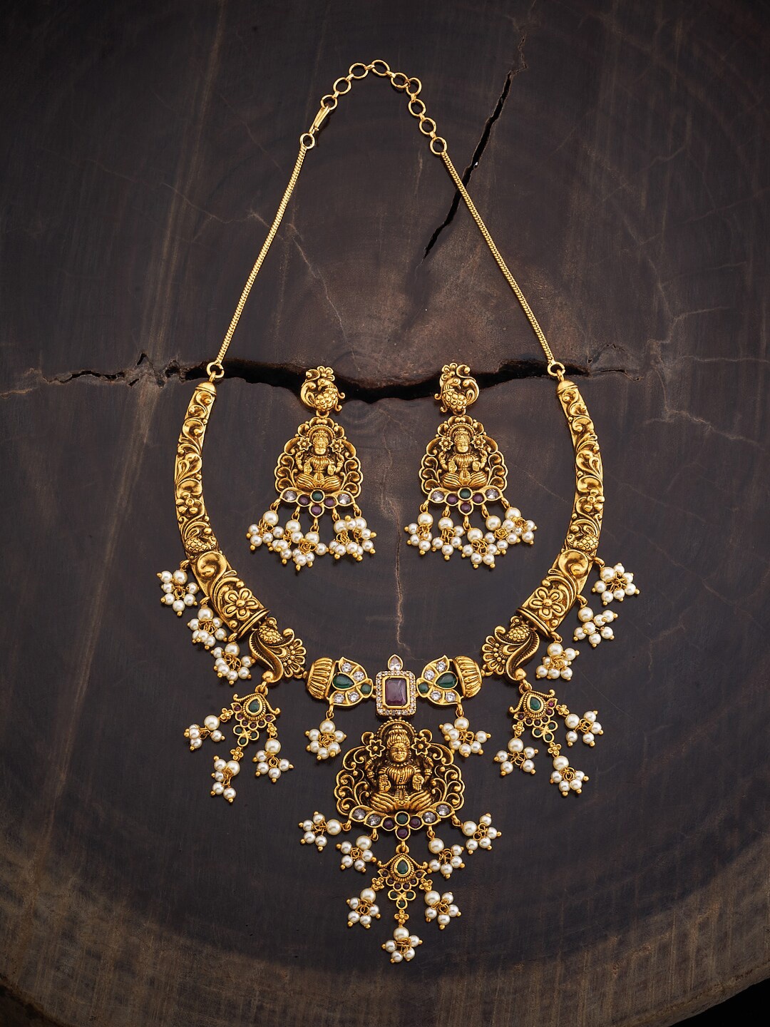 

Kushal's Fashion Jewellery Gold-Plated Stone Studded & Beaded Jewellery Set