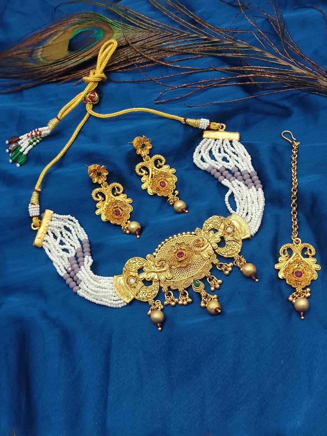 

AASHISH IMITATION Gold-Plated Beaded Jewellery Set