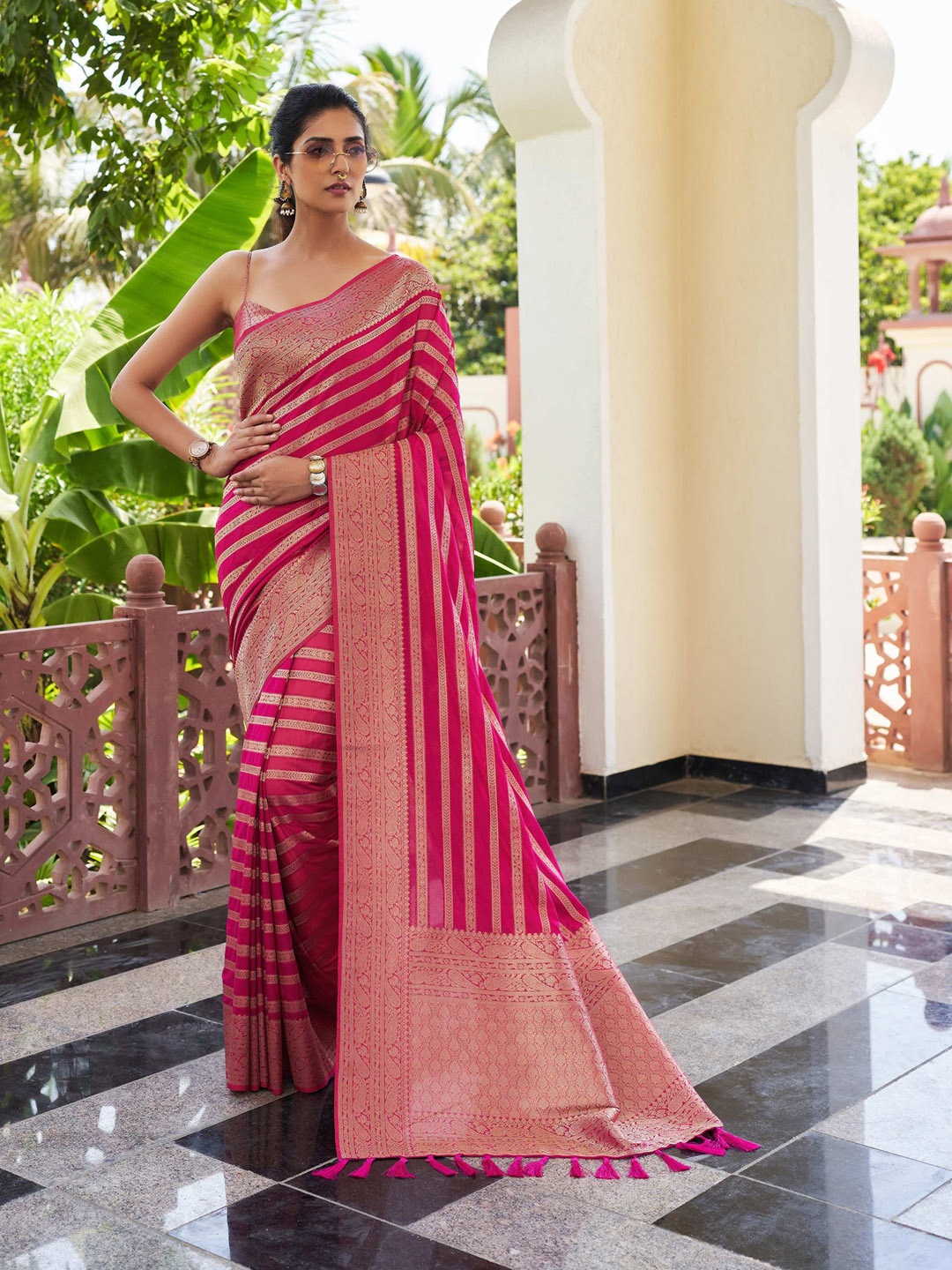 

Vardha Striped Woven Design Zari Pure Georgette Saree, Pink