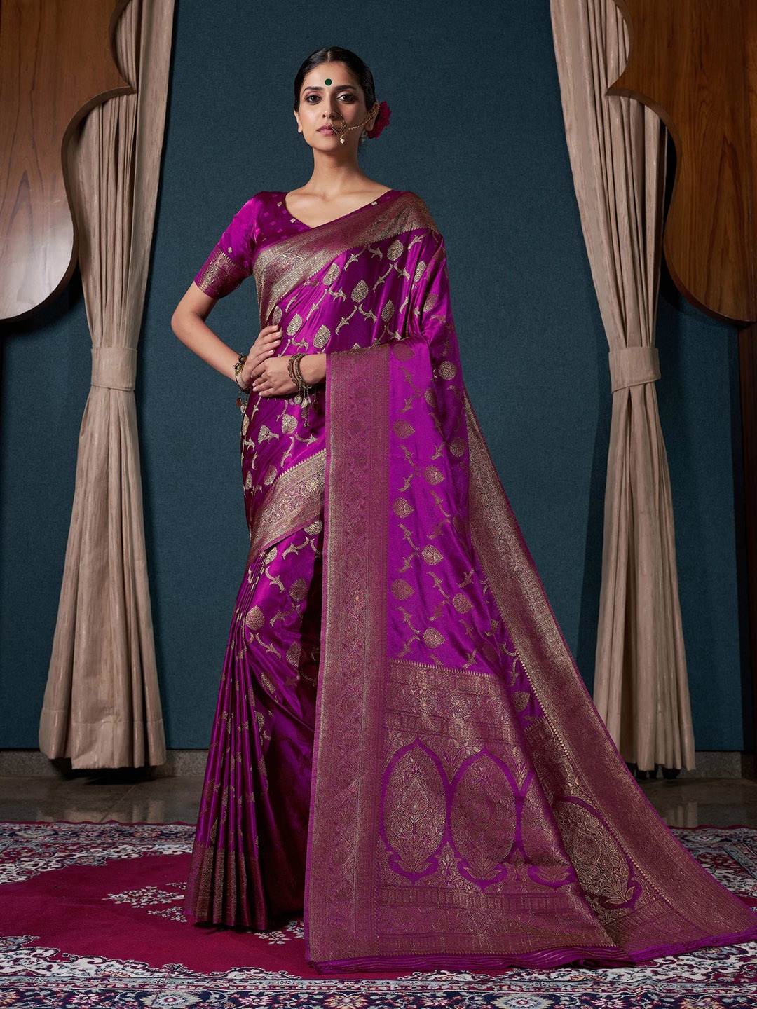 

Vardha Ethnic Motif Woven Design Zari Satin Banarasi Saree, Purple