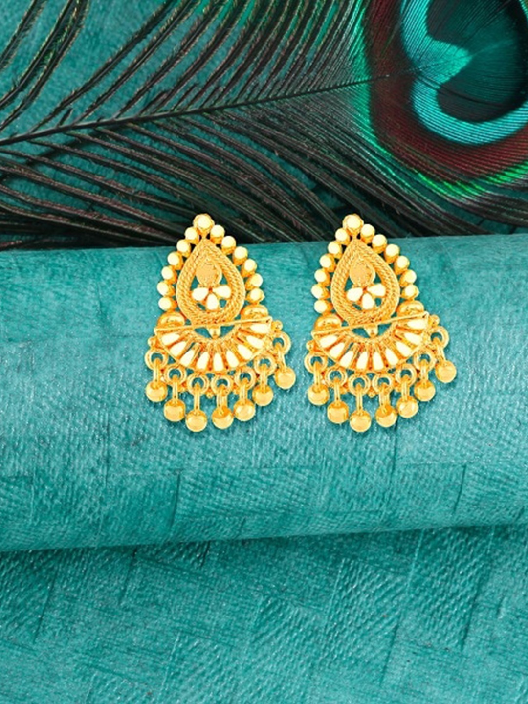 

Vighnaharta Gold-Plated Leaf Shaped Chandbalis Earrings