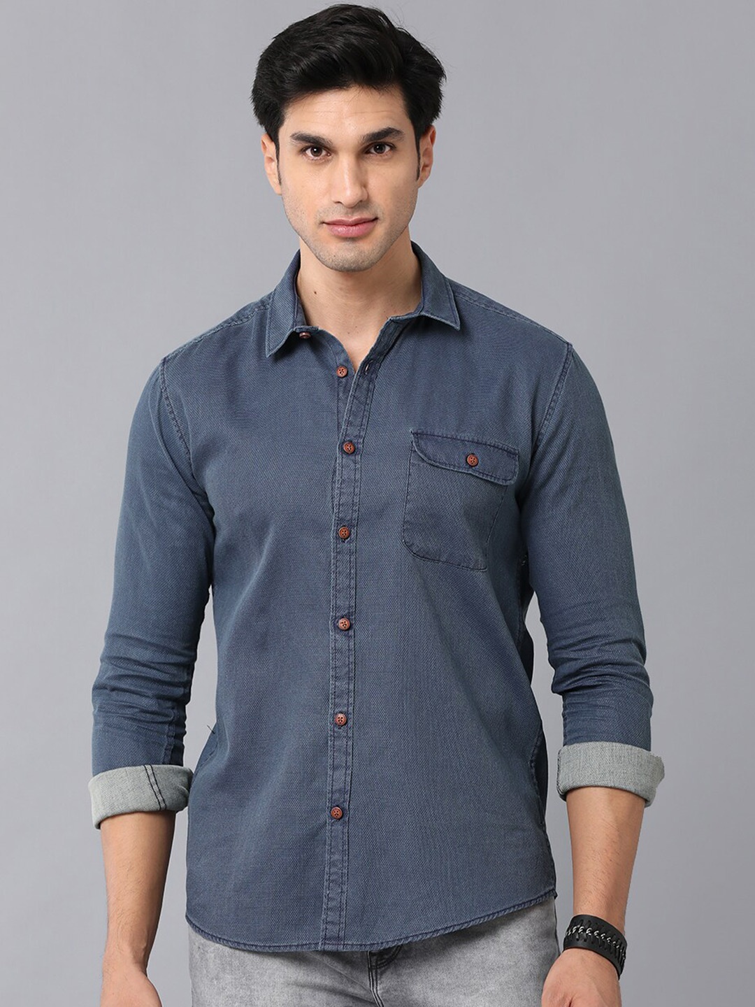 

Voi Jeans Slim Fit Cotton Casual Shirt, Blue
