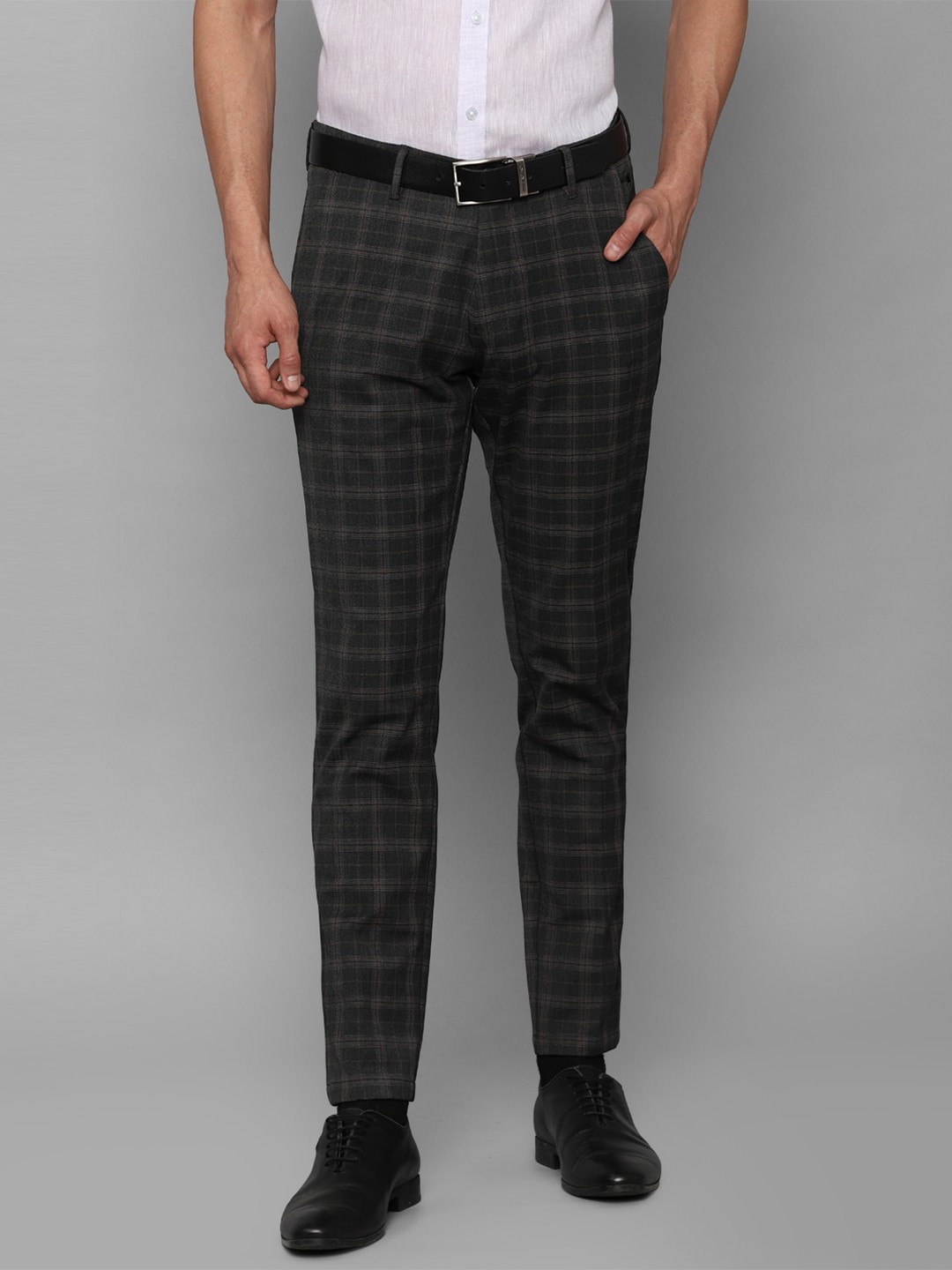 

Louis Philippe Sport Men Checked Slim Fit Trousers, Grey