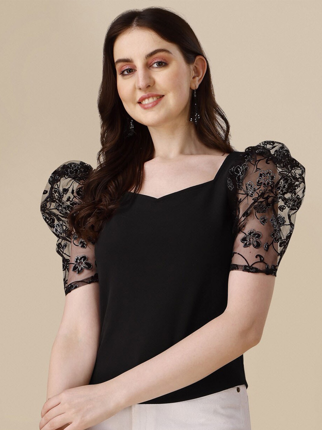 

SHEETAL Associates Sweetheart Neck Puff Sleeve Crepe Top, Black