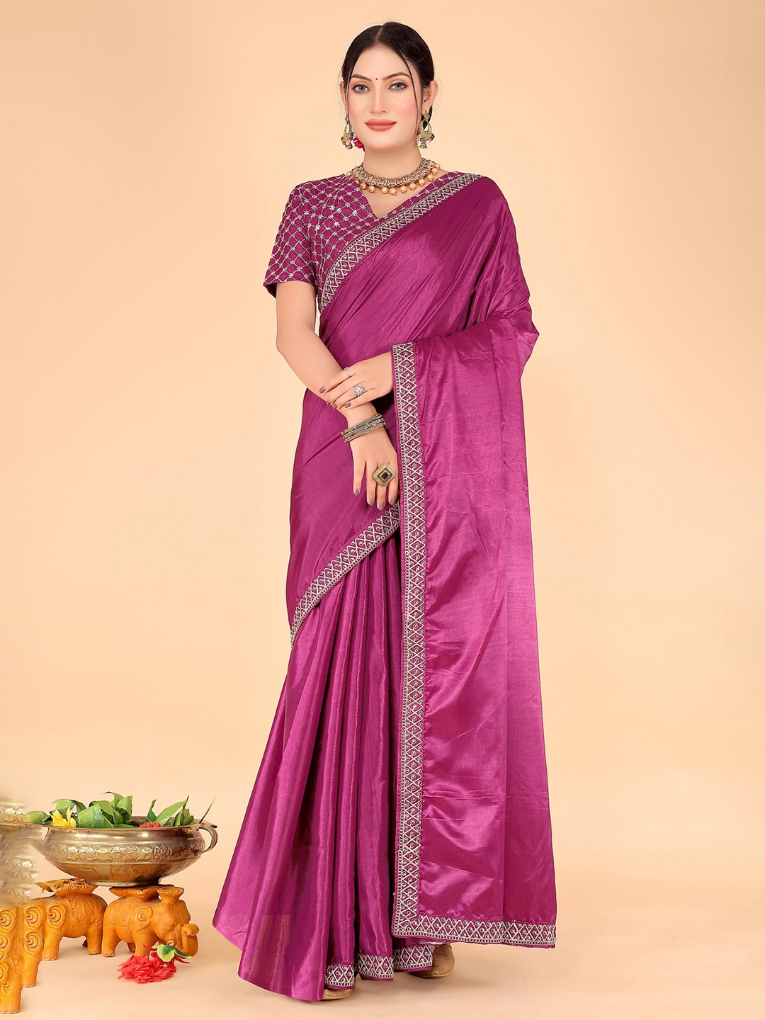 

SAADHVI Embroidered Art Silk Saree, Purple