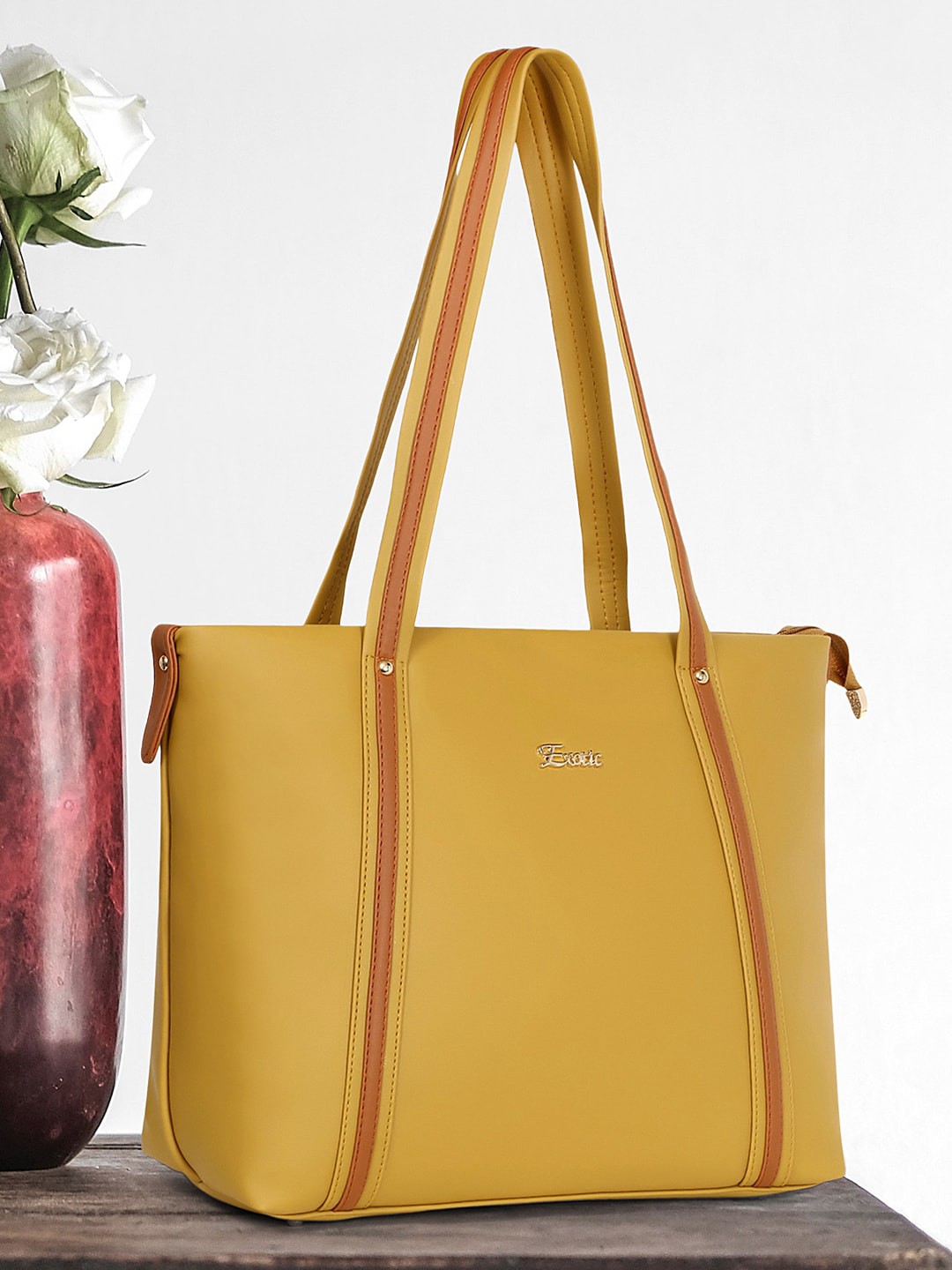 

Exotic PU Structured Shoulder Bag, Yellow