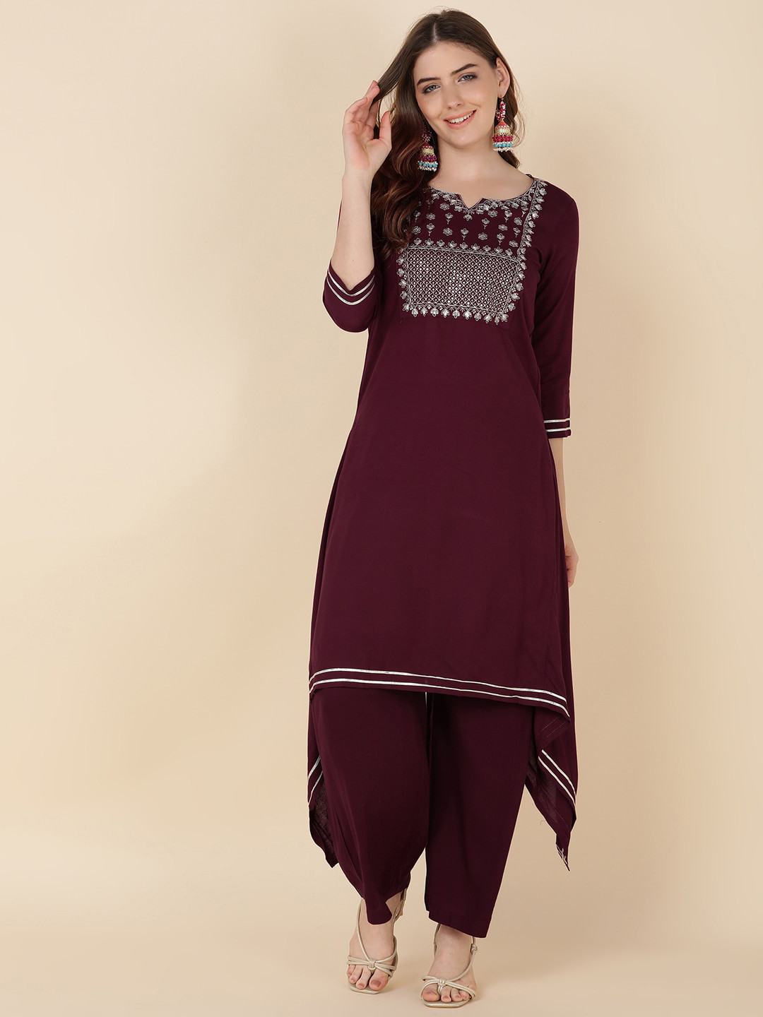 

JAIPUR PRIME Ethnic Motifs Embroidered High Slit Kurta with Palazzos, Maroon