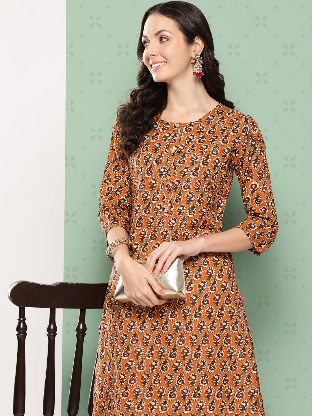 

Varanga Women Ethnic Motifs Printed Cotton Kurta, Rust
