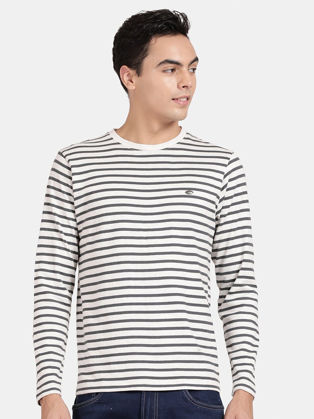 

t-base Striped Long Sleeves T-shirt, White
