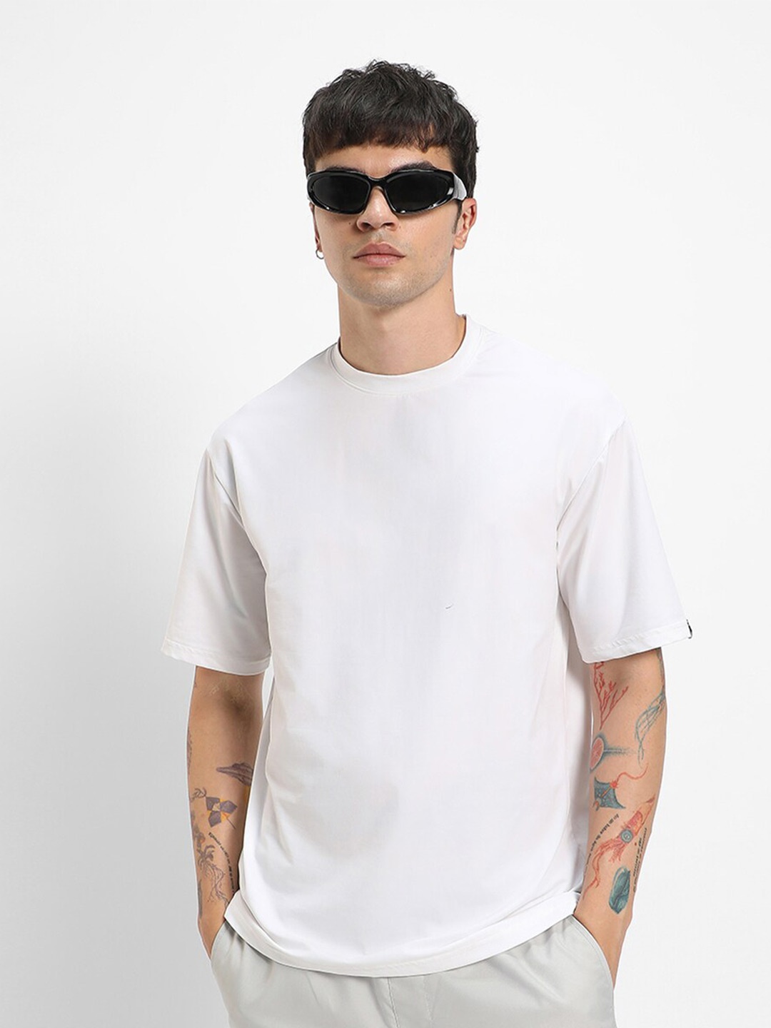 

Bewakoof Pure Cotton Oversized T-shirt, White