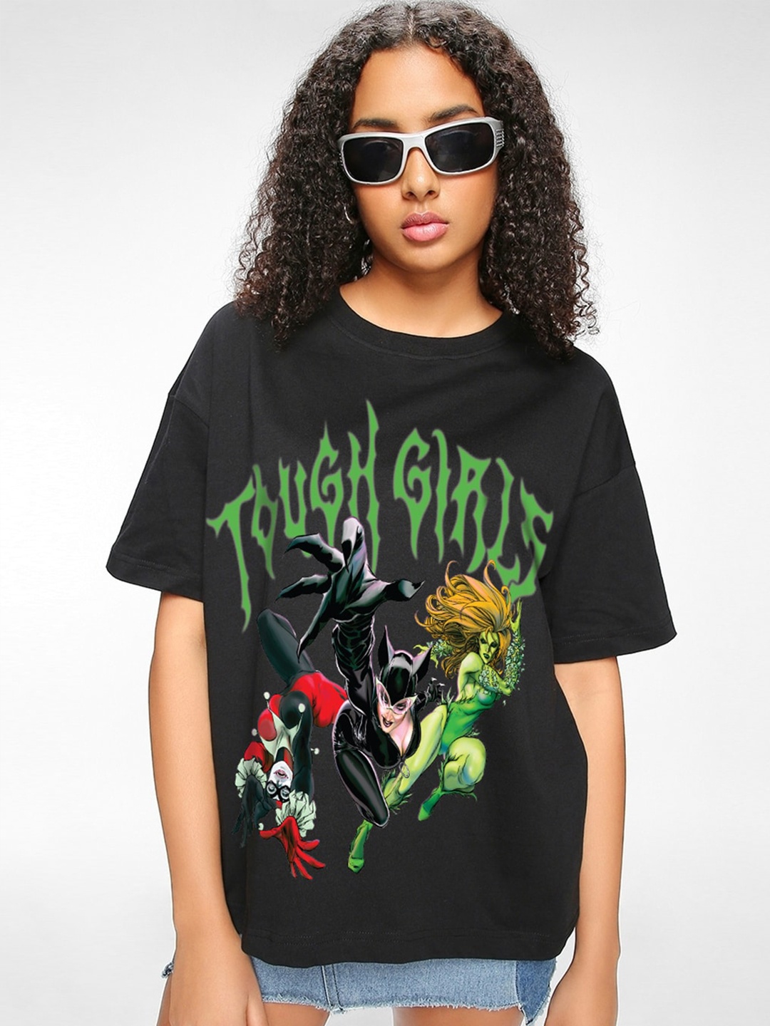 

Bewakoof Women Black DC Comics Printed Oversized Pure Cotton T-shirt