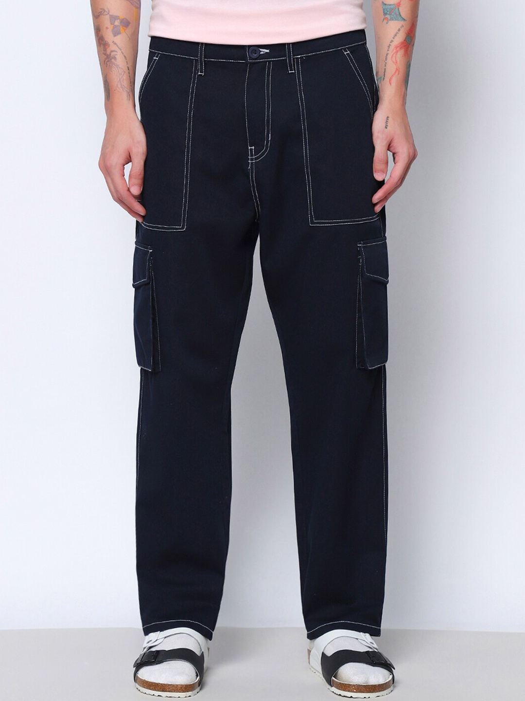 

Bewakoof Men Navy Blue Pure Cotton Oversized Cargo Pants
