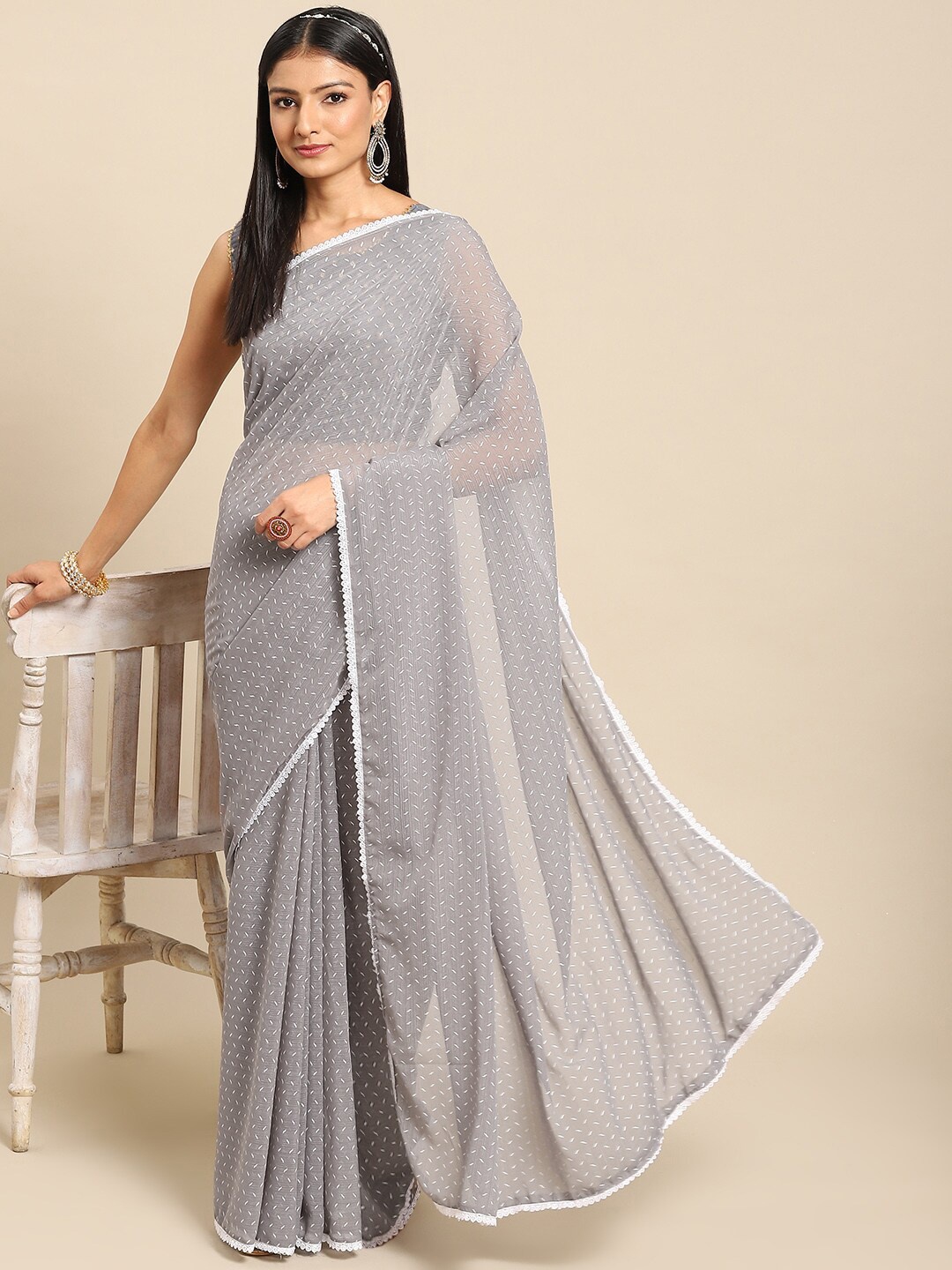 

all about you Grey & White Geometric Printed Saree