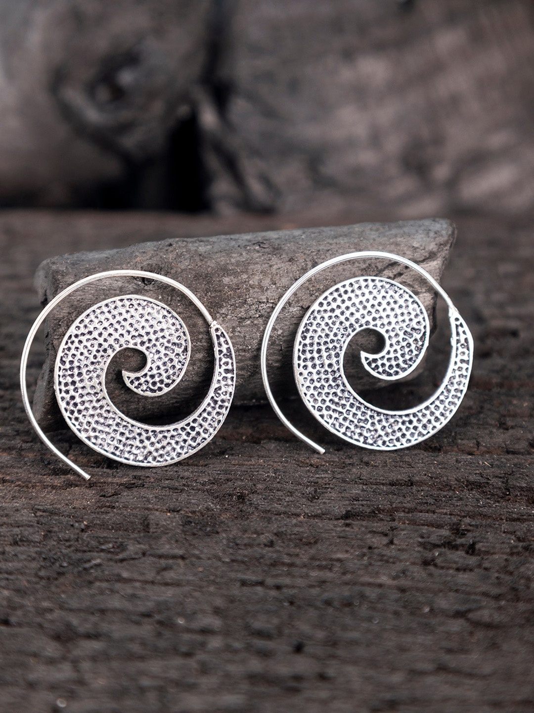 

Studio One Love Silver-Plated Contemporary Studs Earrings