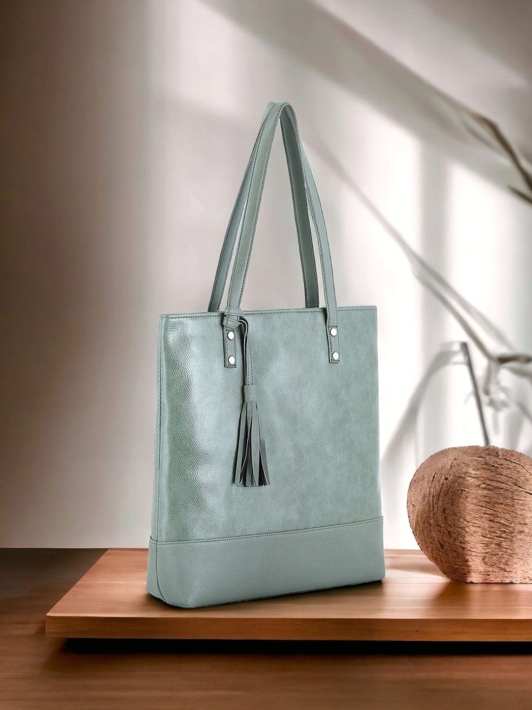 

Toteteca Green Textured PU Structured Shoulder Bag with Tasselled Detail