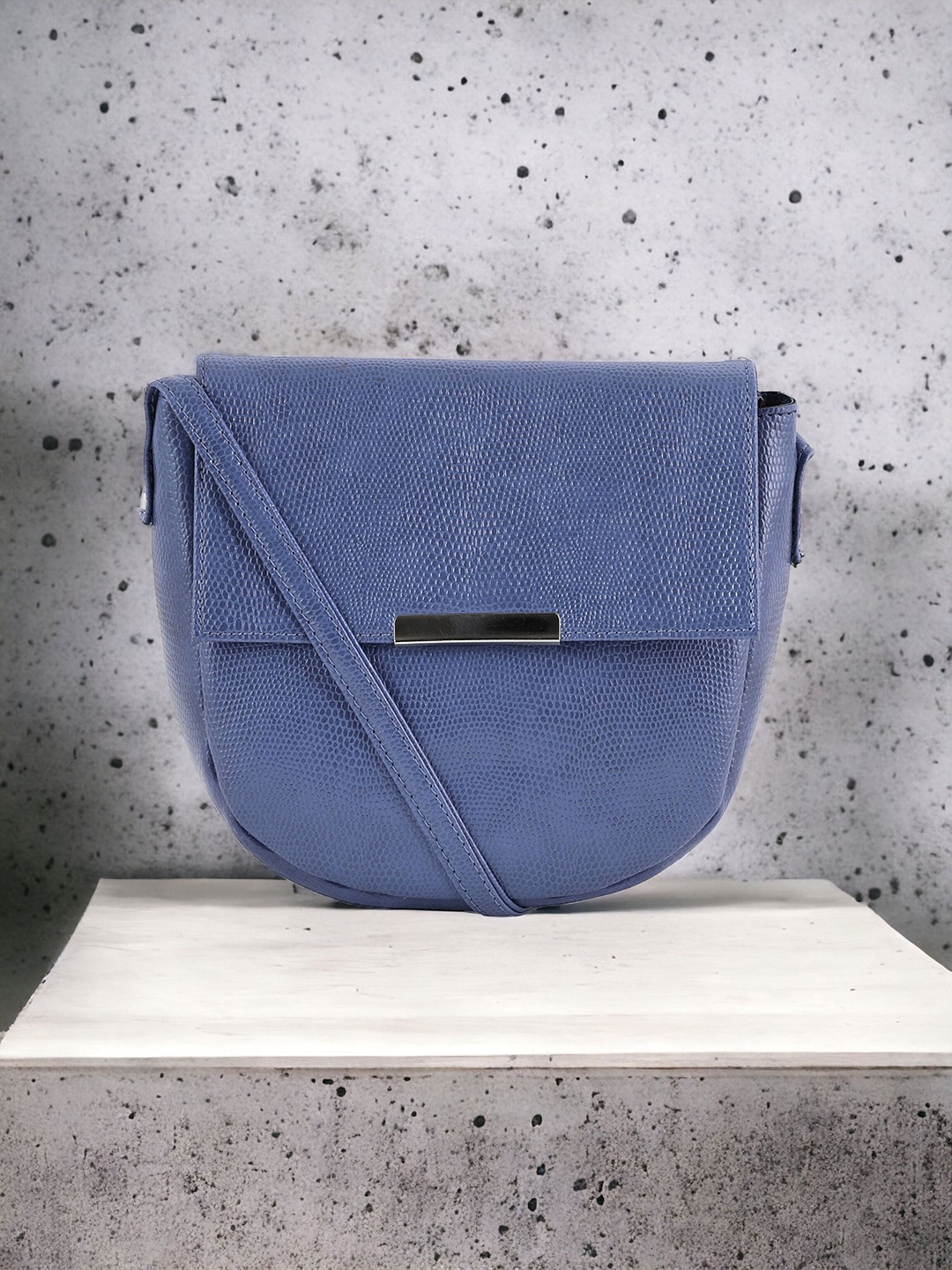 

Toteteca Structured Sling Bag, Blue