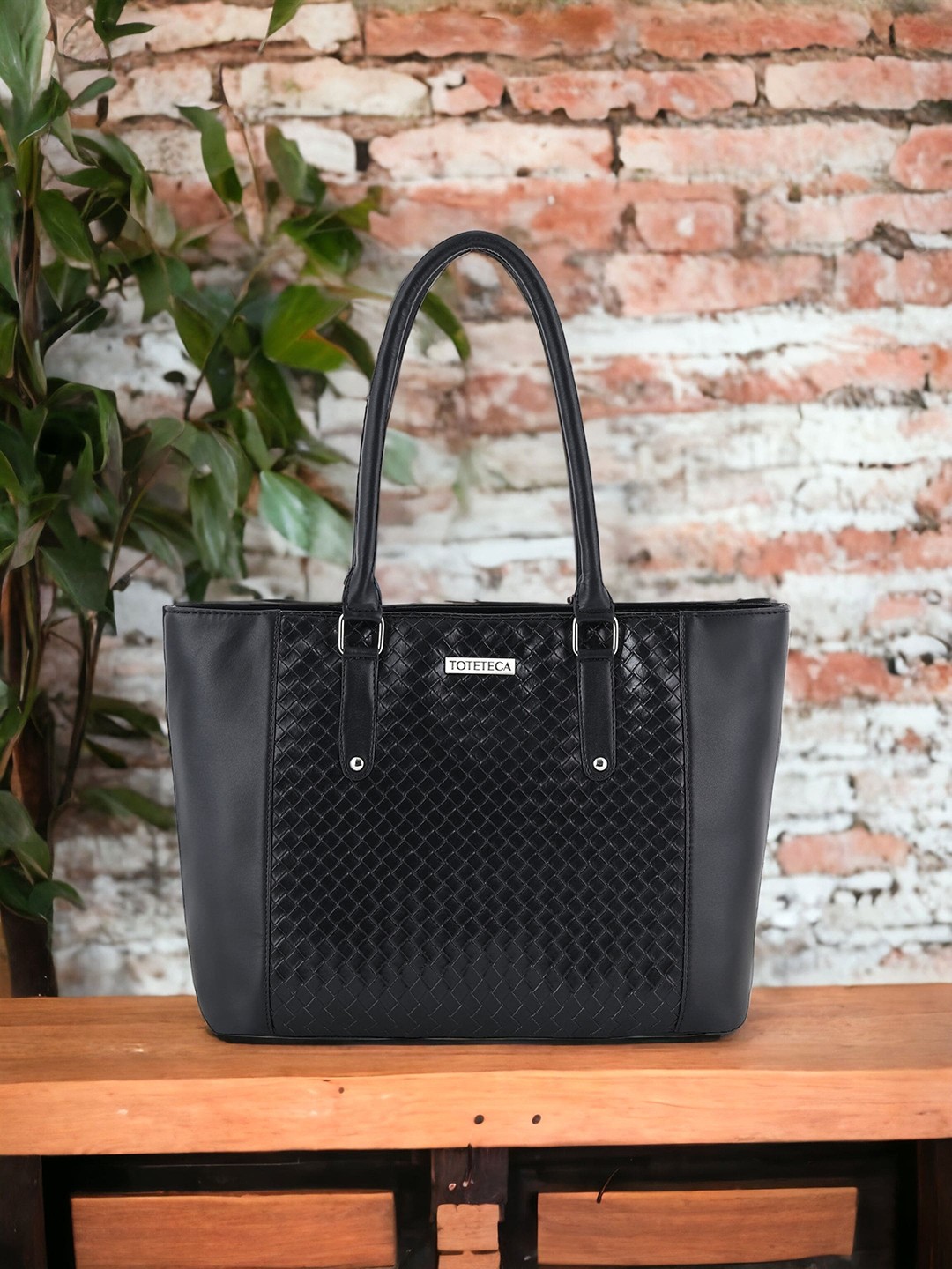 

Toteteca Textured PU Structured Shoulder Bag, Black