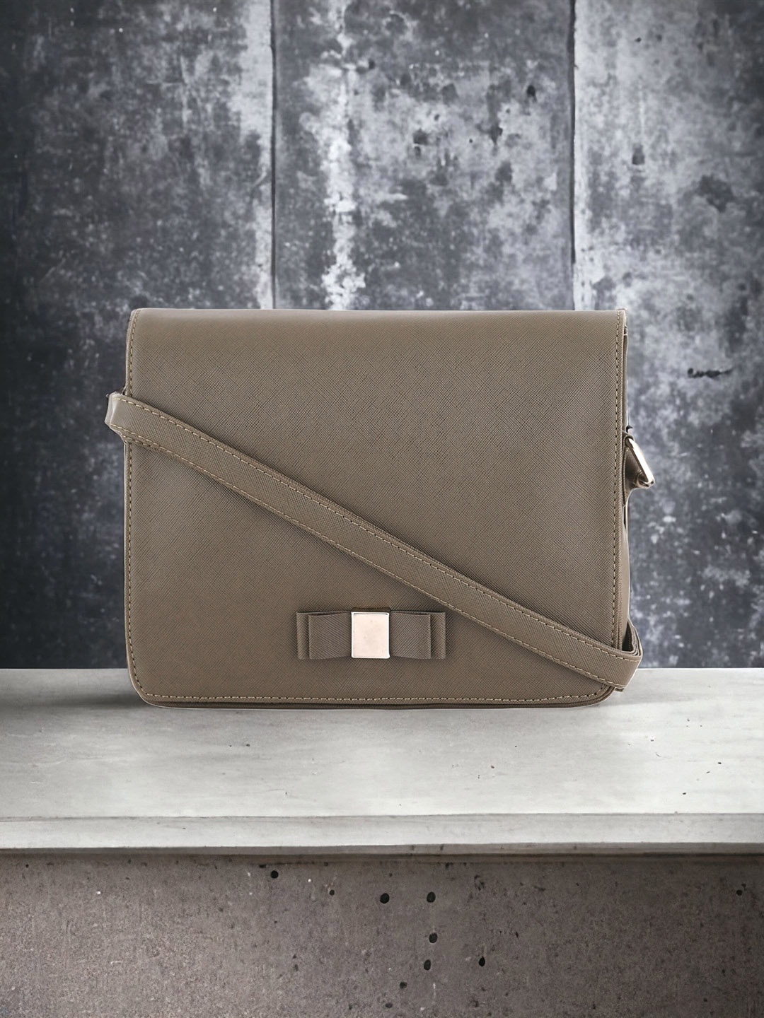 

Toteteca Textured Structured Sling Bag, Green