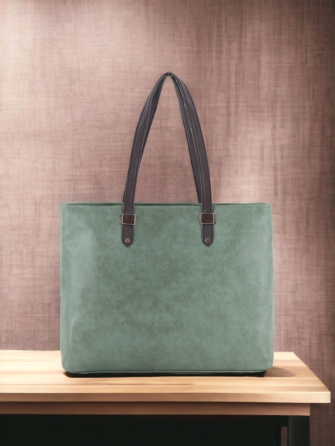 

Toteteca Oversized Structured Shoulder Bag, Green