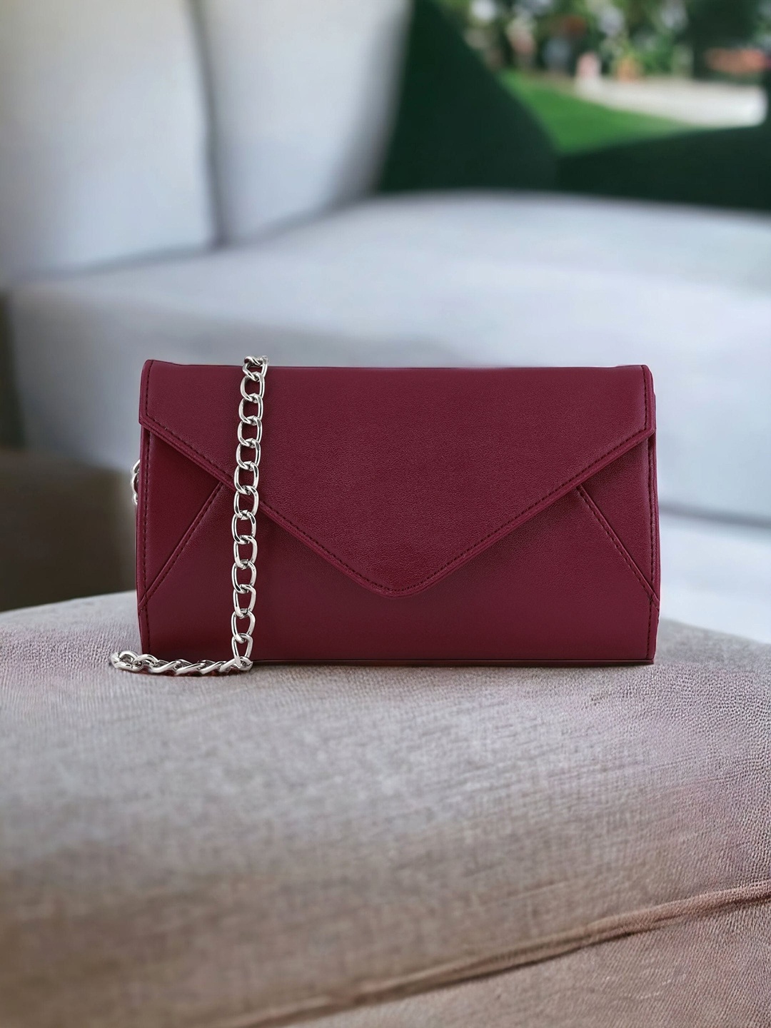 

Toteteca Structured Sling Bag, Red