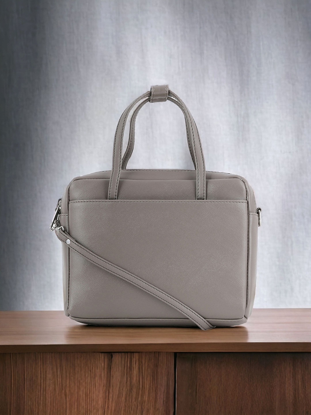 

Toteteca PU Small Structured Sling Bag, Grey