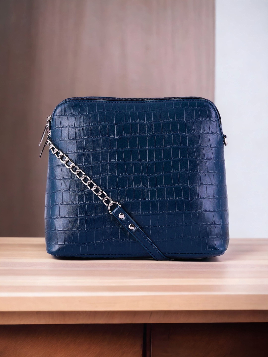 

Toteteca Textured PU Sling Bag, Blue