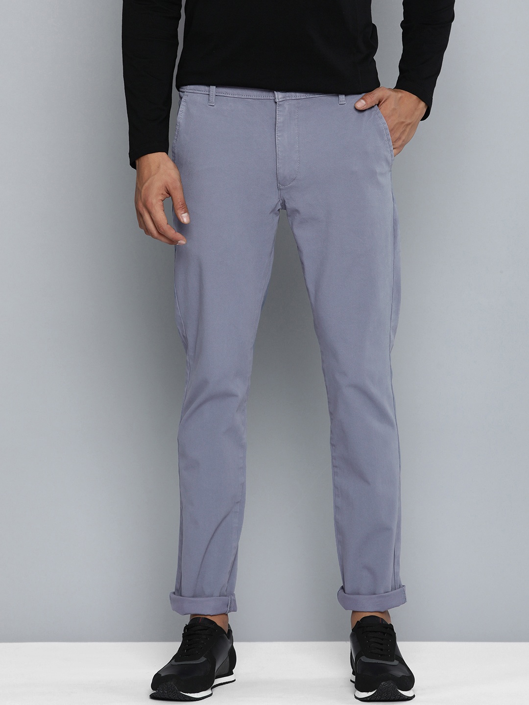 

Levis Men Mid-Rise Slim Fit Chinos, Grey